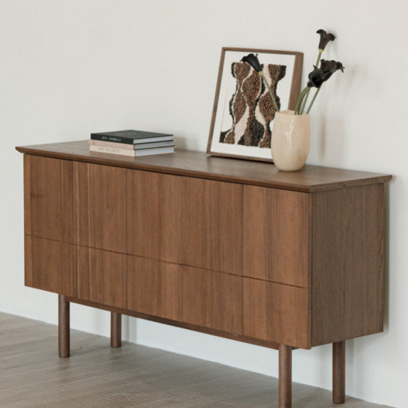 Buffet maison de style rétro