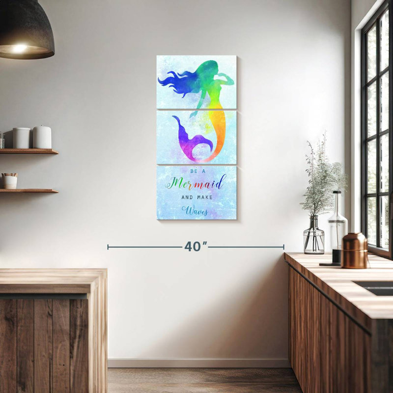 Sirène faisant des vagues, H 38 po x l 18 po