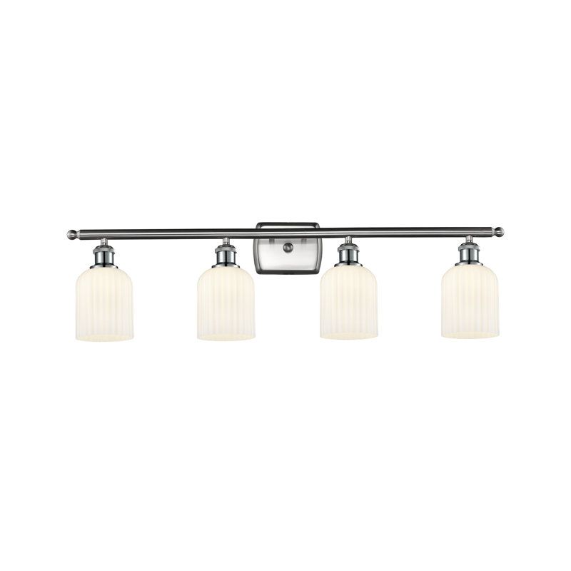 Éclairage pour meuble-lavabo à 4 lumières à intensité variable Fiennes Veil, Blanc brillant, Satin Nickel