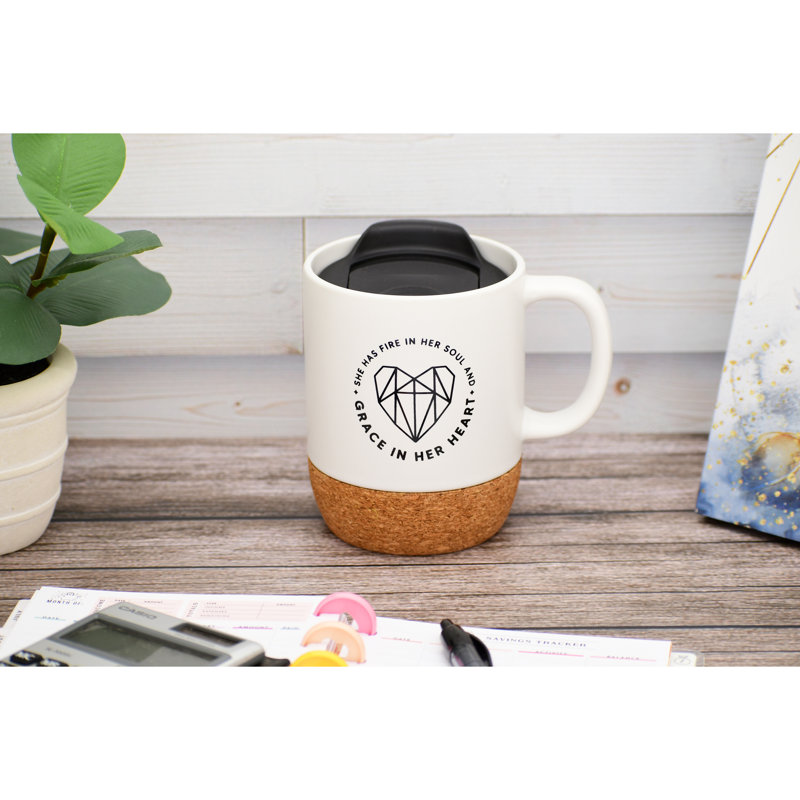 Tasse de fond en liège avec couvercle She Elle Has Fire In Her Soul - 14 oz