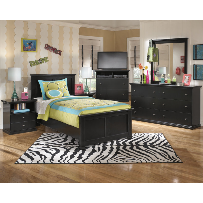 Leano 63.31'' W 6 - Drawer Dresser, Solid Black