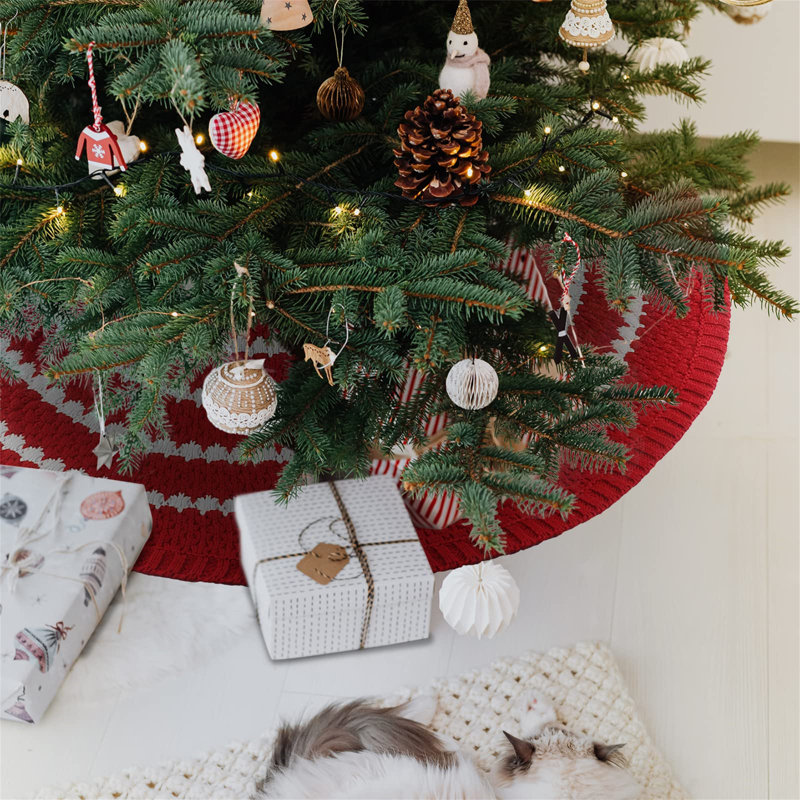 Riaan Tree Skirt