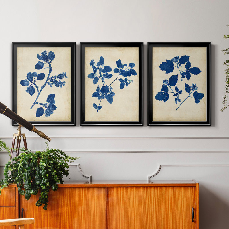 Indigo Leaf Study IV - Ensemble de 3 peintures sur toile encadrées, Toile avec cadre noir, H 26,5 po x l 109,5 po x P 1,5 po