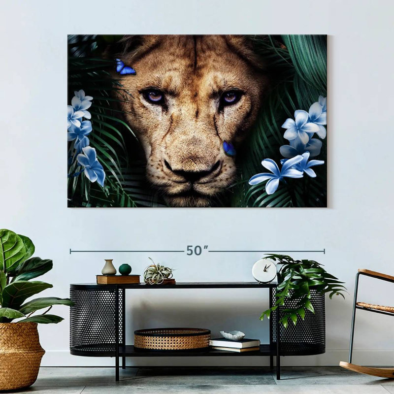 Tropical Lioness, 34" H x 51" W