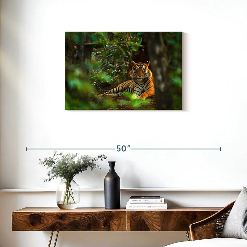 Brampt Indian Tiger, 20" H x 30" W
