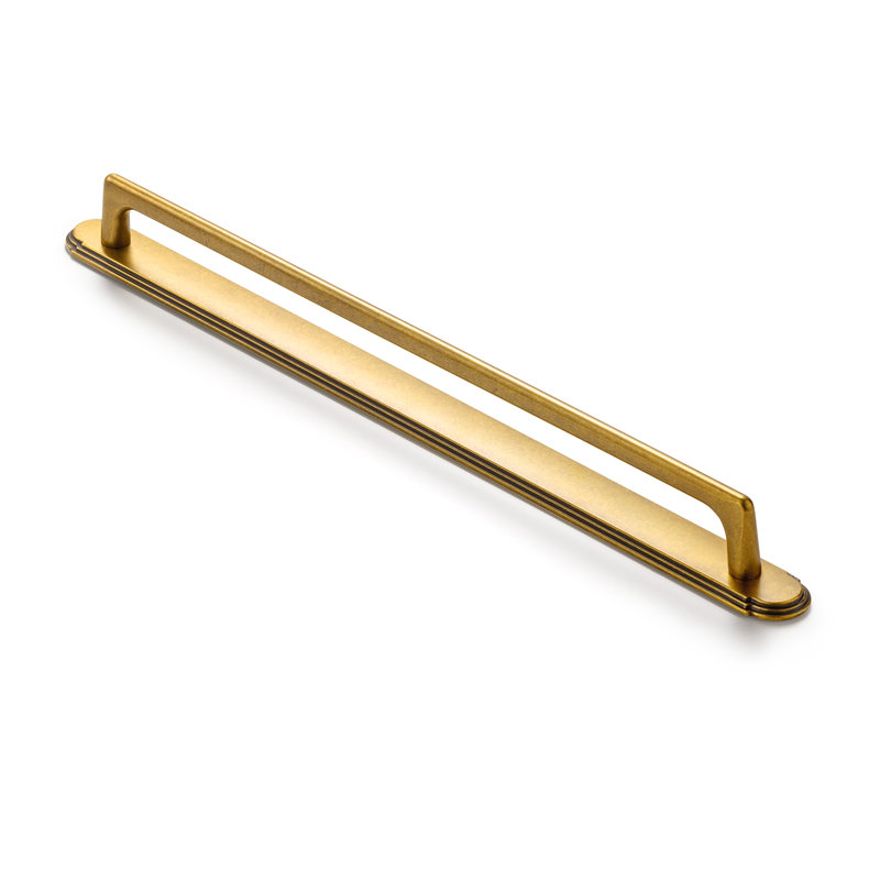 Poignée barre classique avec panneau arrière, Laiton antique, 12 3/5''