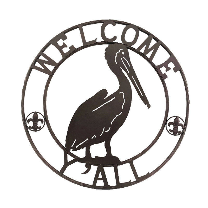 Art mural en métal côtier, panneau de bienvenue «Pelican» avec fleur de lys 24 po - décoration murale maison de plage nautique