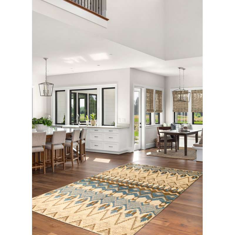 Tapis unique en laine noué à la main Shalimar nouvel âge de 5 pi 2 po x 8 pi 4 po crème