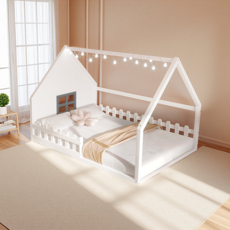 Lit double en bois avec fenêtre et clôture, Blanc