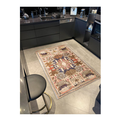 Tapis tissé géométrique lavable traditionnel