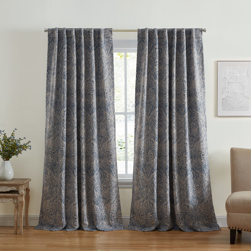 Rideau occultant en polyester Rodmur Paisley, L 52 po x L 95 po, Bleu