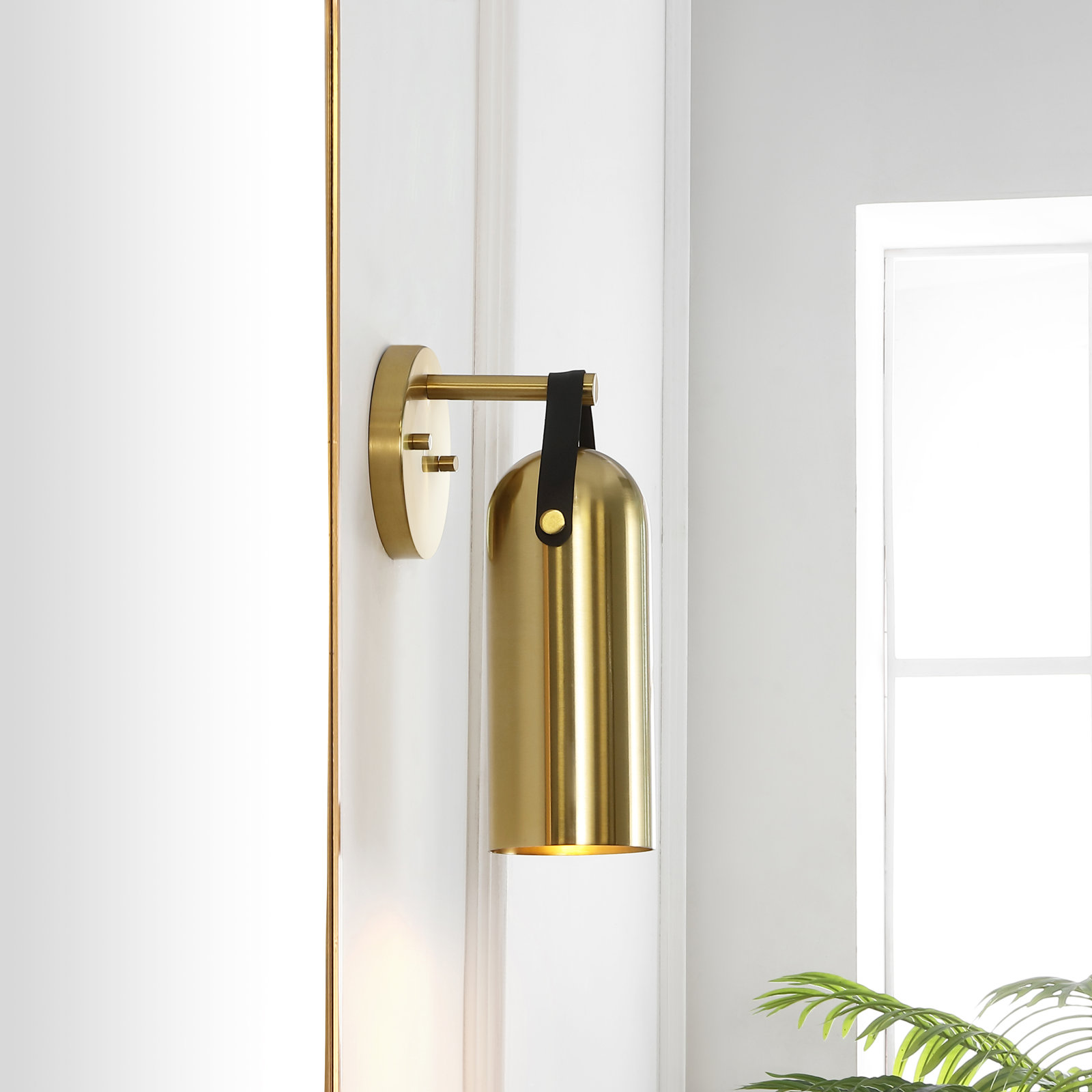 Caniah Single Light Dimmable Armed Sconce, Brass Gold
