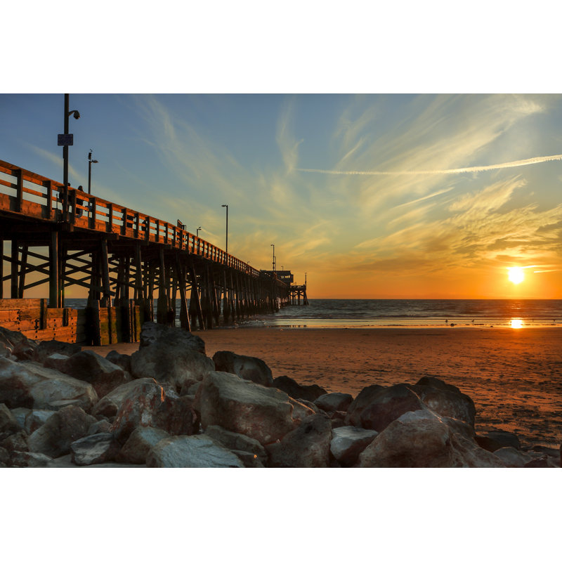 «Pier Pier Sunset» - Photographie sur toile tendue, H 12 po x l 18 po