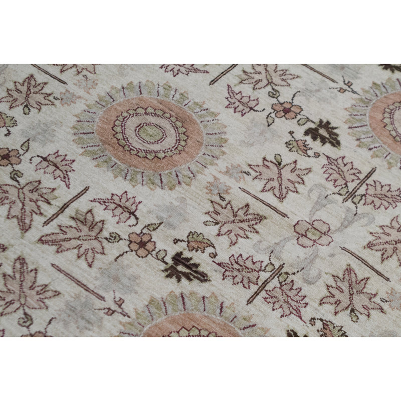 Ziegler Hand-Knotted High-Quality Ivory Area Rug