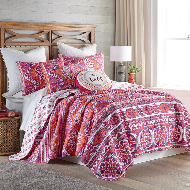 Lonni - Quilt Set, King Quilt + 2 King Shams