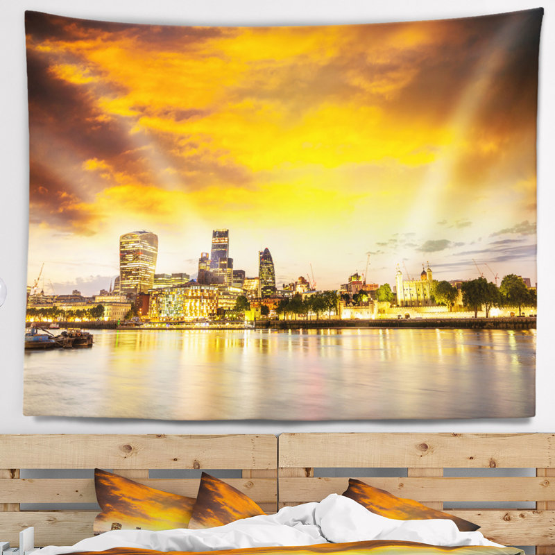 Tapisserie en polyester avec accessoires de suspension inclus, H 32 po x l 39 po
