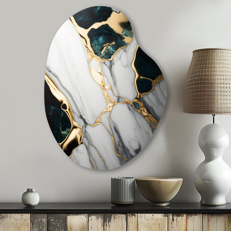 Abstrait géométrique en marbre doré et vert I - décoration murale irrégulière en forme de poire en marbre, H 30 po x l 22 po