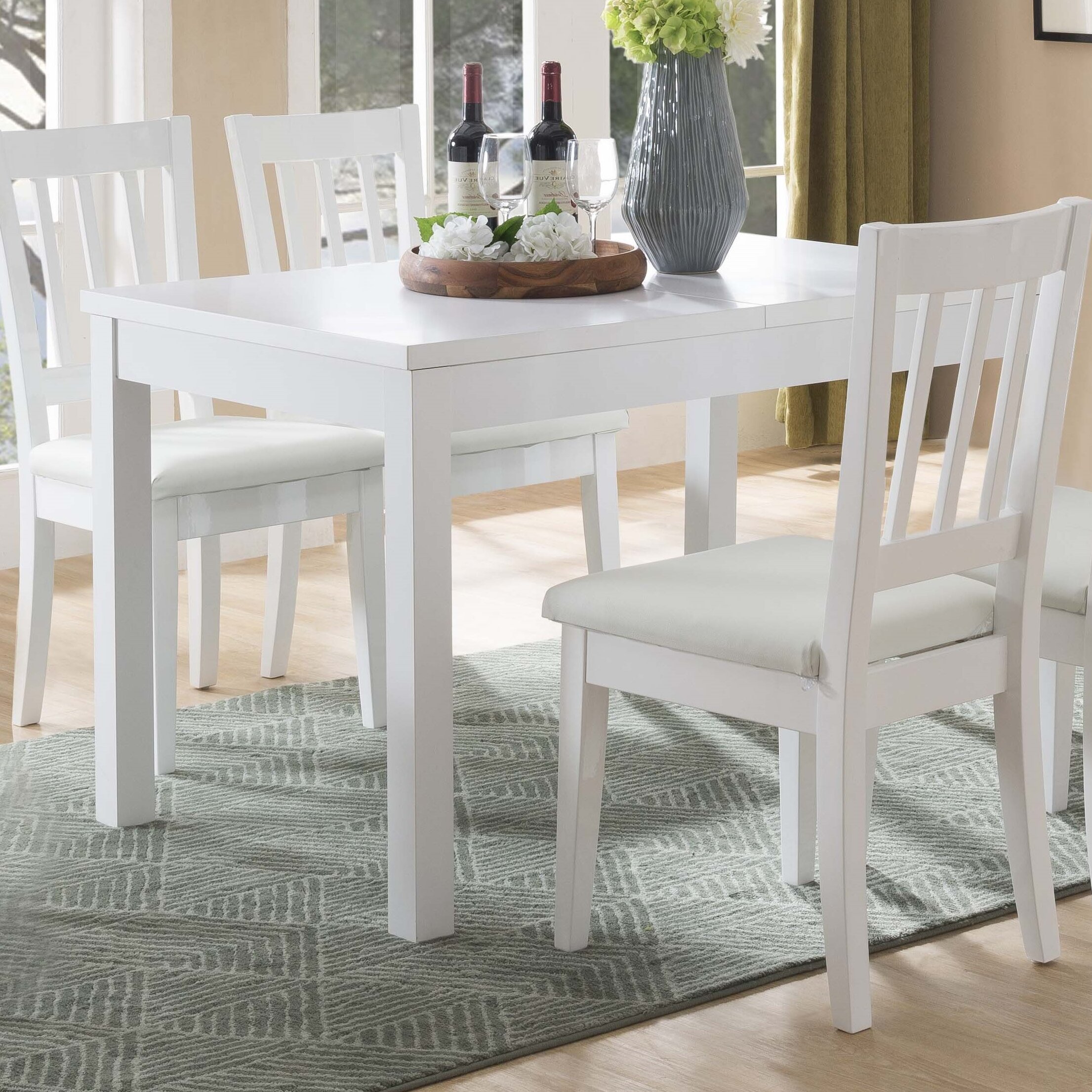 Jakahri 3 - Piece Dining Set Latitude Run® Table Top Color: White