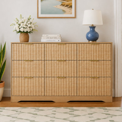 Commode cannelée à 9 tiroirs - l 63 po