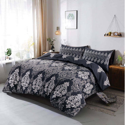Okawville Cotton Blend Paisley Duvet Cover Set with Pillowcases