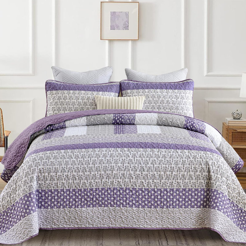 3-Piece Bohemian Patchwork Quilt Set Lightweight Microfiber Bedding Set for All Seasons, Queen Quilt + 2 Queen Pillowcases