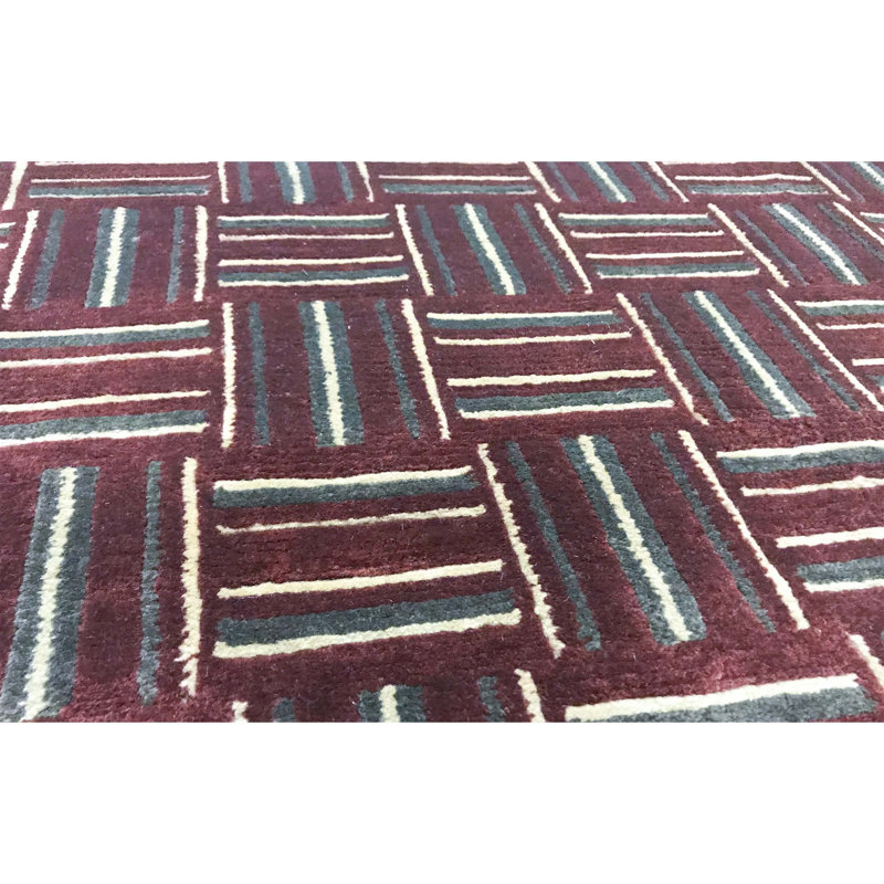 Tapis brun de haute qualité noué à la main