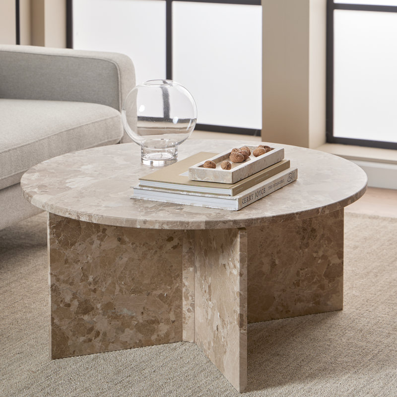 Deeyn Coffee Table, Brown