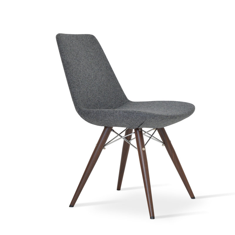 Chaise mw Eiffel, Gris foncé, Tubes noirs / Repose-pieds et treillis chromés.