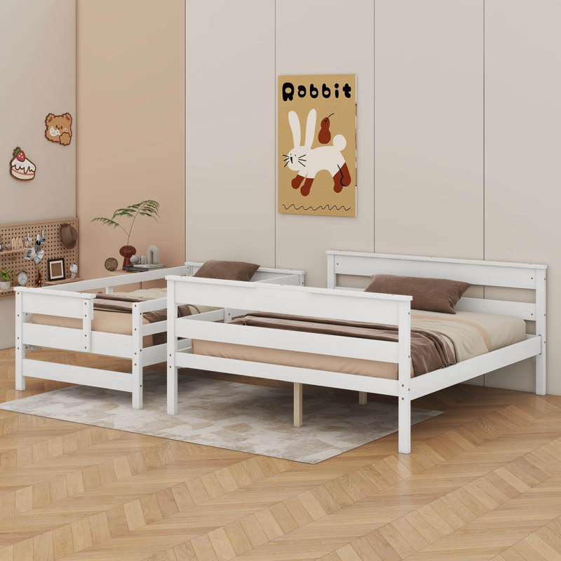 Lit simple superposé au-dessus de grand lit en bois avec échelle Wood