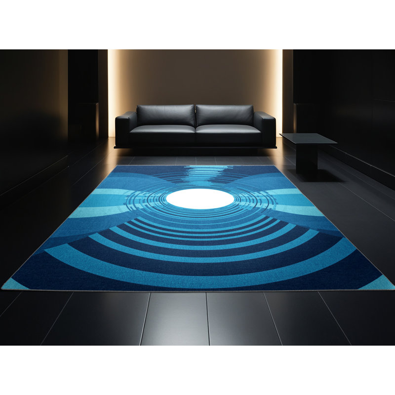 Tapis rayé bleu lavable à la machine Hubbard, 7 x 10