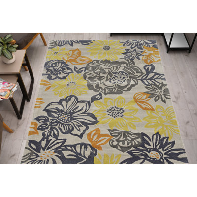 Marisela Floral Indoor Rug