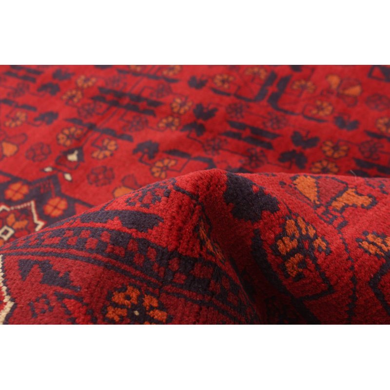 Tapis rouge noué à la main Esari Turkman 4 pi 11 po x 6 pi 3 po