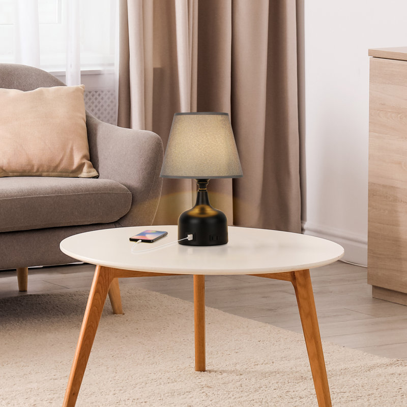Cyerra Metal Table Lamp