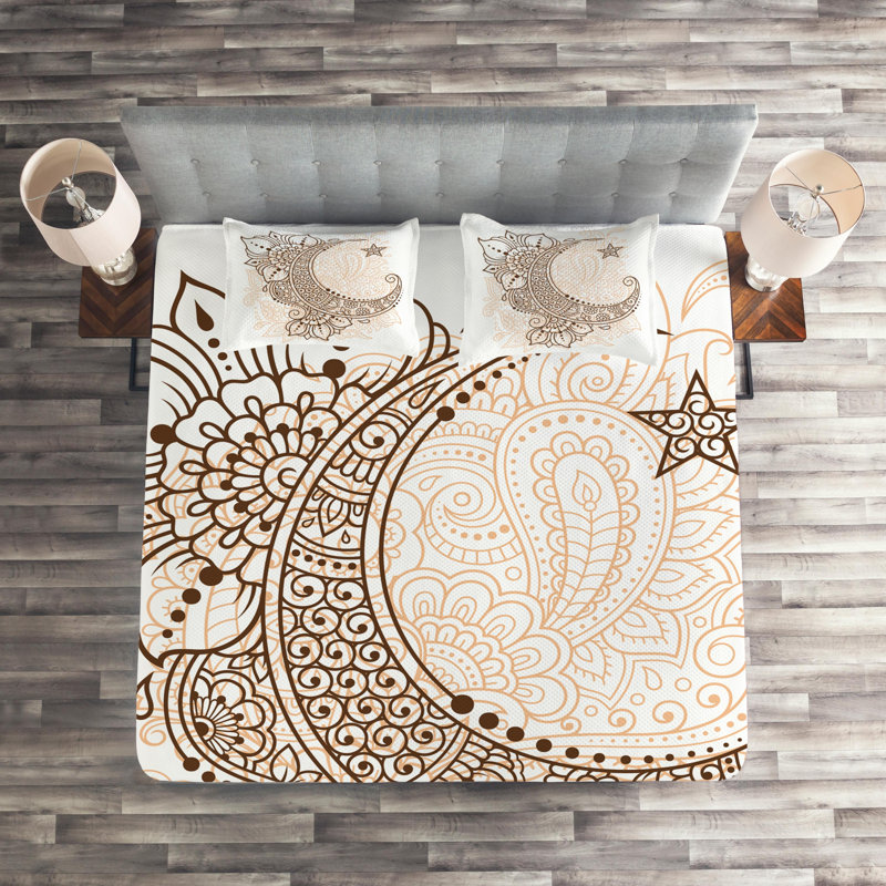 Half Moon Traditional Polyester Coverlet, Queen Bedspread + 2 Shams