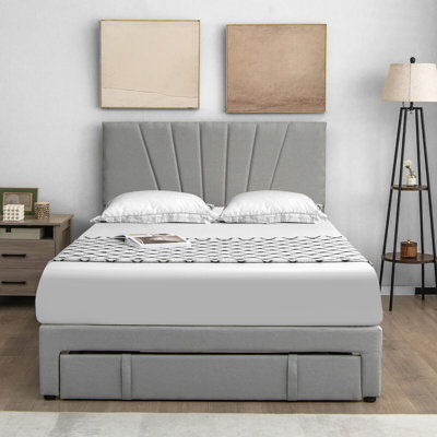 Lametrice Upholstered Platform Storage Bed