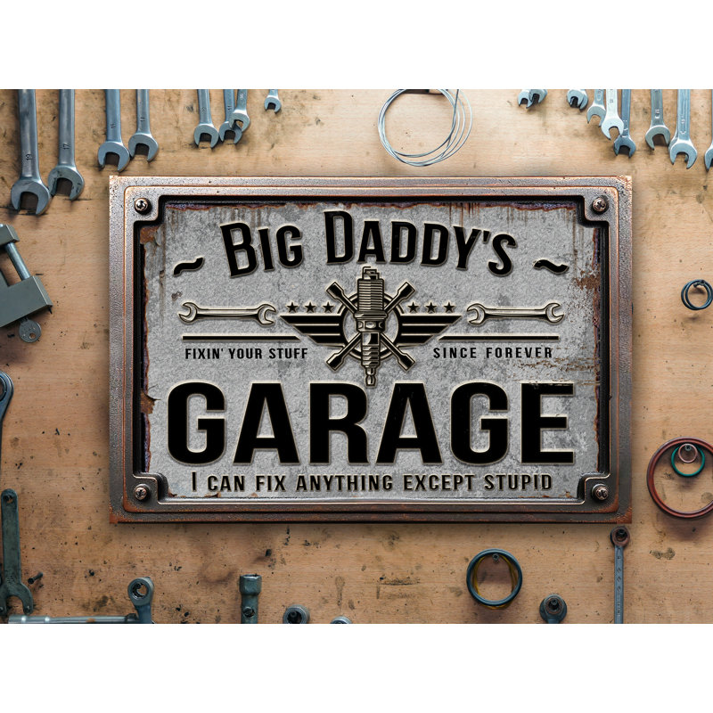 Signe de garage Garage nom de famille personnalisé sur métal, H 18 po x l 27 po x P 0,04 po, Oui