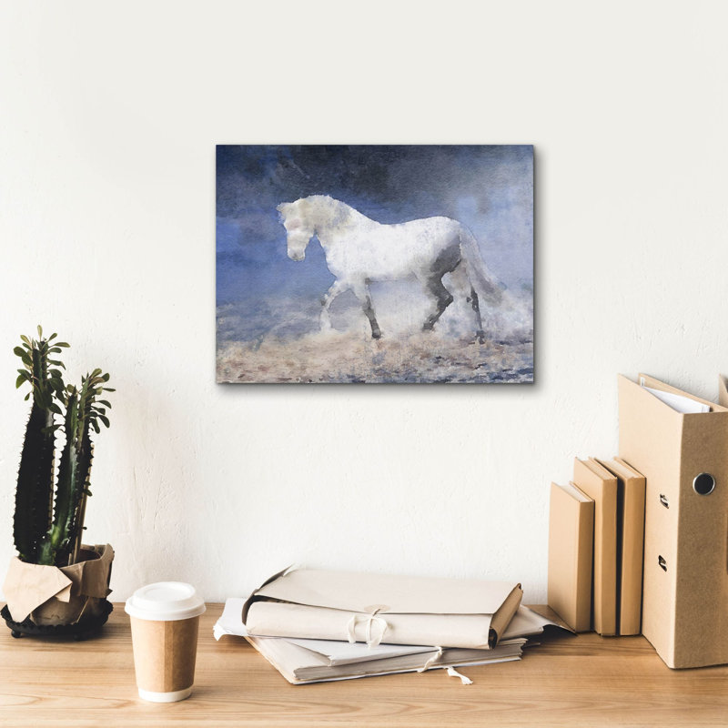 «Horse In The Fog Mist 3» par Irena Orlov, art mural sur toile, H 12 po x l 16 po x P 0,75 po