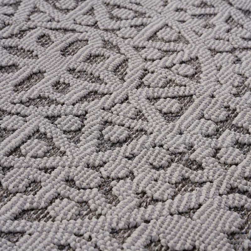 Medallion Indoor/Outdoor Area Rug, Rectangle 5'3" x 7'6"