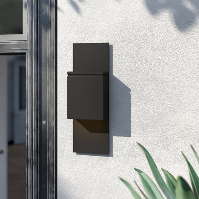 Addilynn Aluminum LED Wall Light