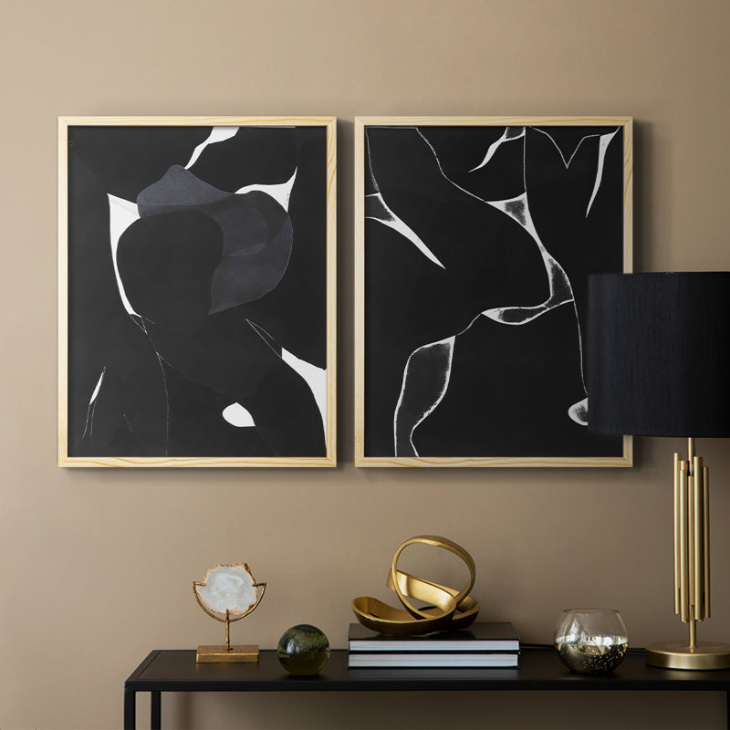 «Night Bloom I», reproduction encadrée de qualité supérieure - prête à être accrochée - aucun clou requis - aucun clou requis