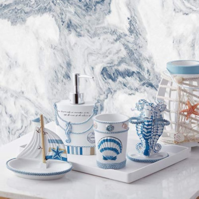 Bathroom accessory set