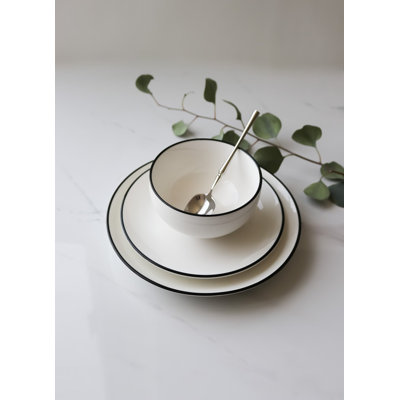 "The Minimalist Collection" blanc avec rebord noir - petit bol 4,5 "(ensemble de 4)