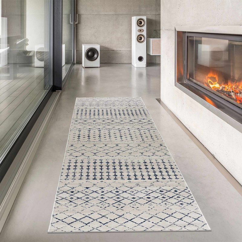 Tapis bleu Dounia, Tapis de couloir 2 pi 7 po x 7 pi 3 po