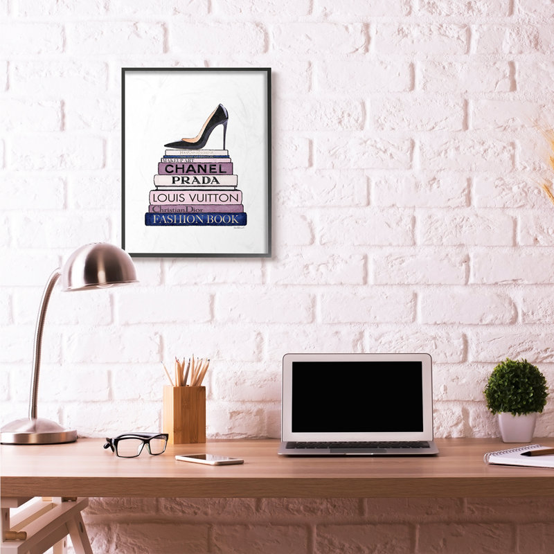 « mode stylisé chaussures bookstack blue purple », impression, H 30 po x l 24 po x P 1,5 po, Giclée encadrée noir minuit