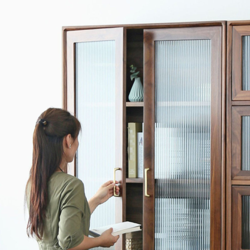 Large capacity storage bookcase