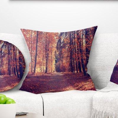 Thick Woods in Colorful Fall Forest - Coussin décoratif imprimé forêt