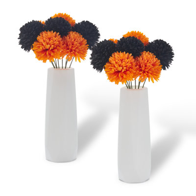 Fleurs de mamans artificielles gothiques noires et orange