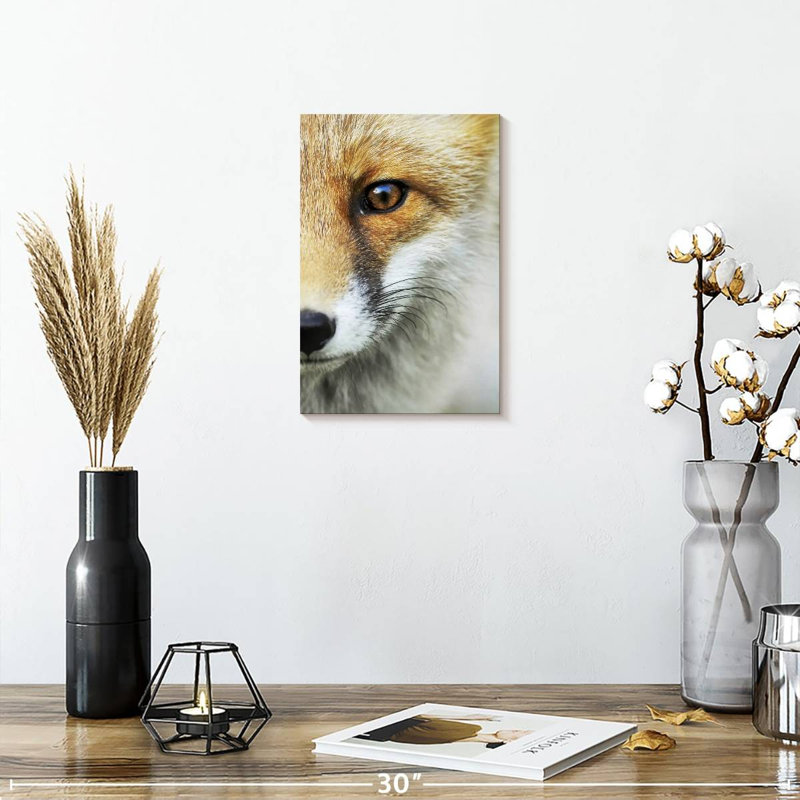 Le regard d'un renard, H 12 po x l 8 po