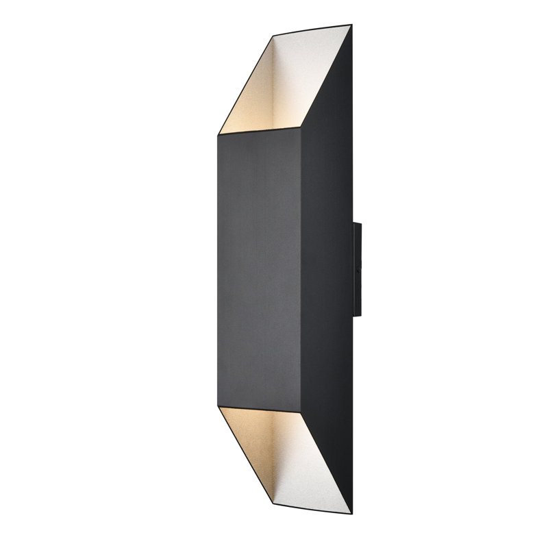 Applique carrée Brecon, H 24 po x l 4,75 po x P 5,75 po
