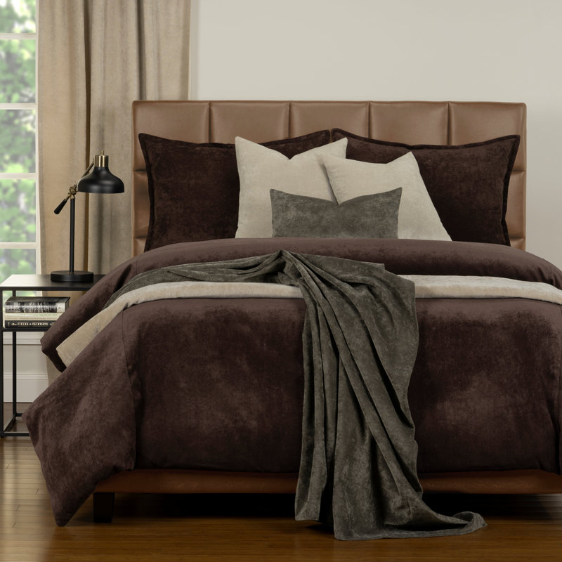 Polyester Channel Duvet Cover & Insert, Cal. King Duvet Cover + 6 Additional Pieces, Coffee Bean